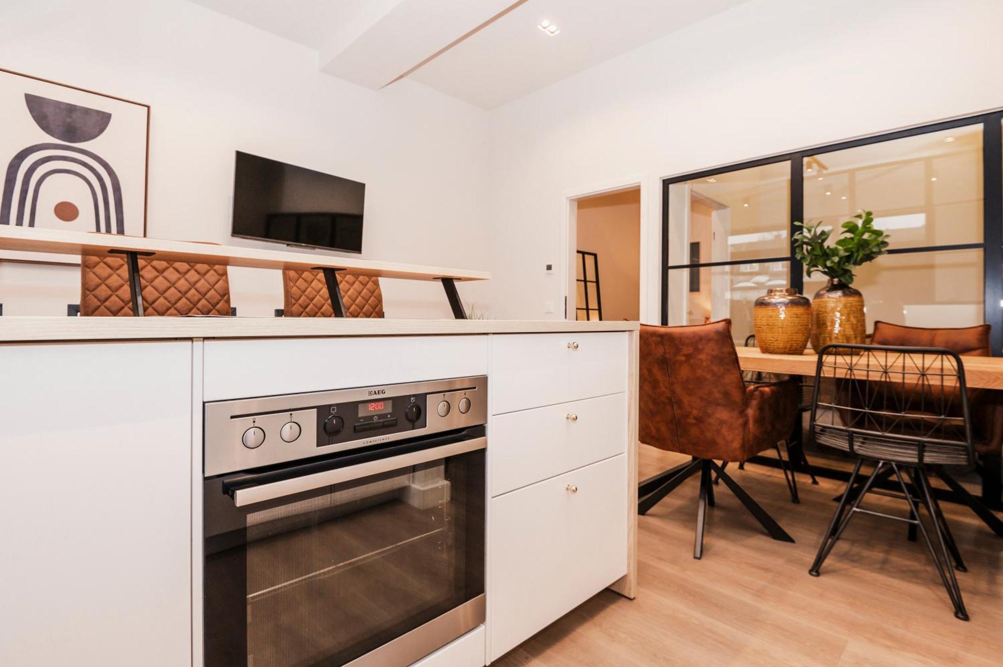 S331 - Luxurious Two Bedroom Duplex Apartment In Köln Eksteriør bilde