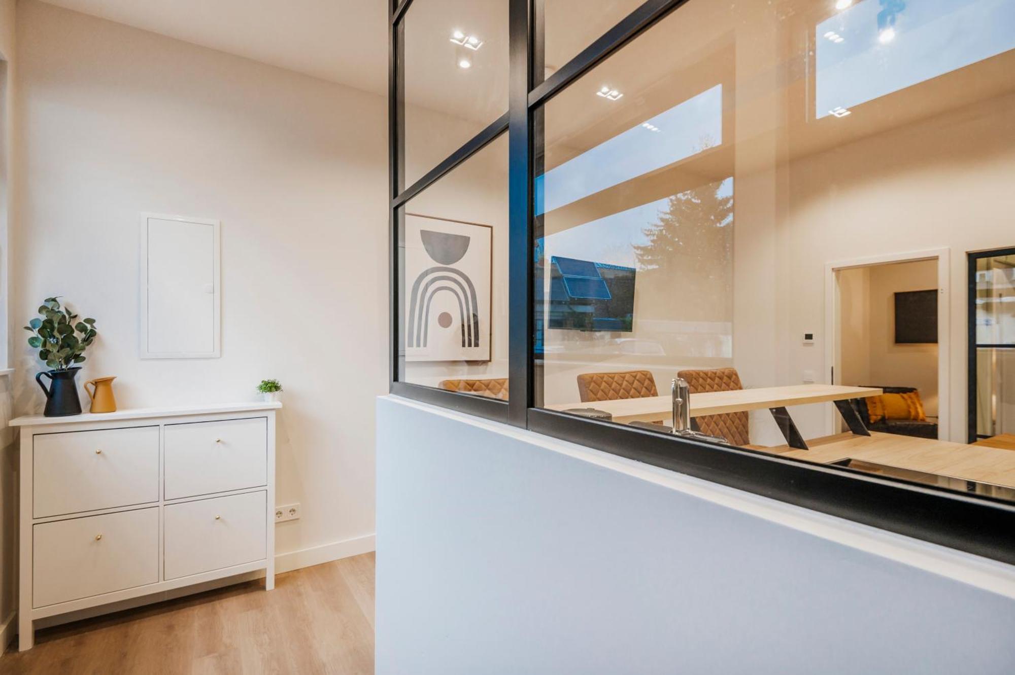 S331 - Luxurious Two Bedroom Duplex Apartment In Köln Eksteriør bilde