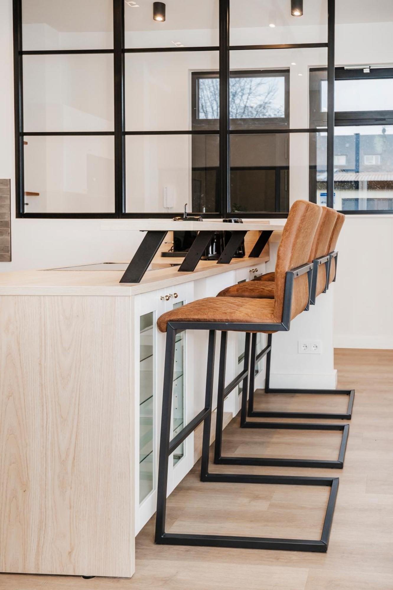 S331 - Luxurious Two Bedroom Duplex Apartment In Köln Eksteriør bilde
