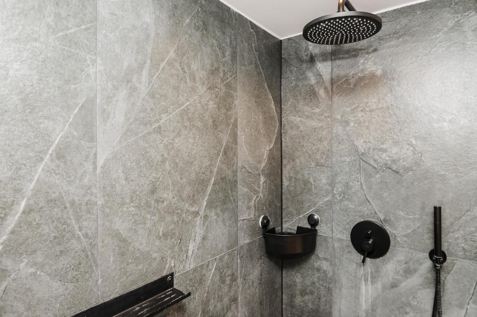 S331 - Luxurious Two Bedroom Duplex Apartment In Köln Eksteriør bilde